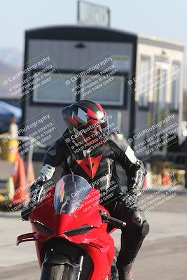 media/Oct-13-2025-Moto Forza (Mon) [[a66d839500]]/1-Around the Pits/